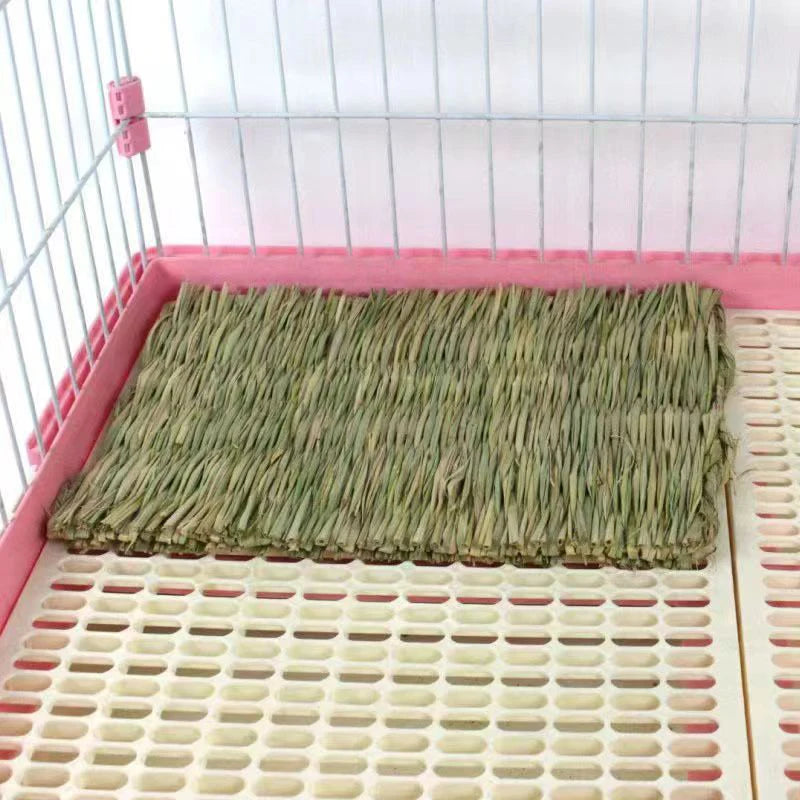 Pet Waving Natural Straw Bedding Cage Grass Mat