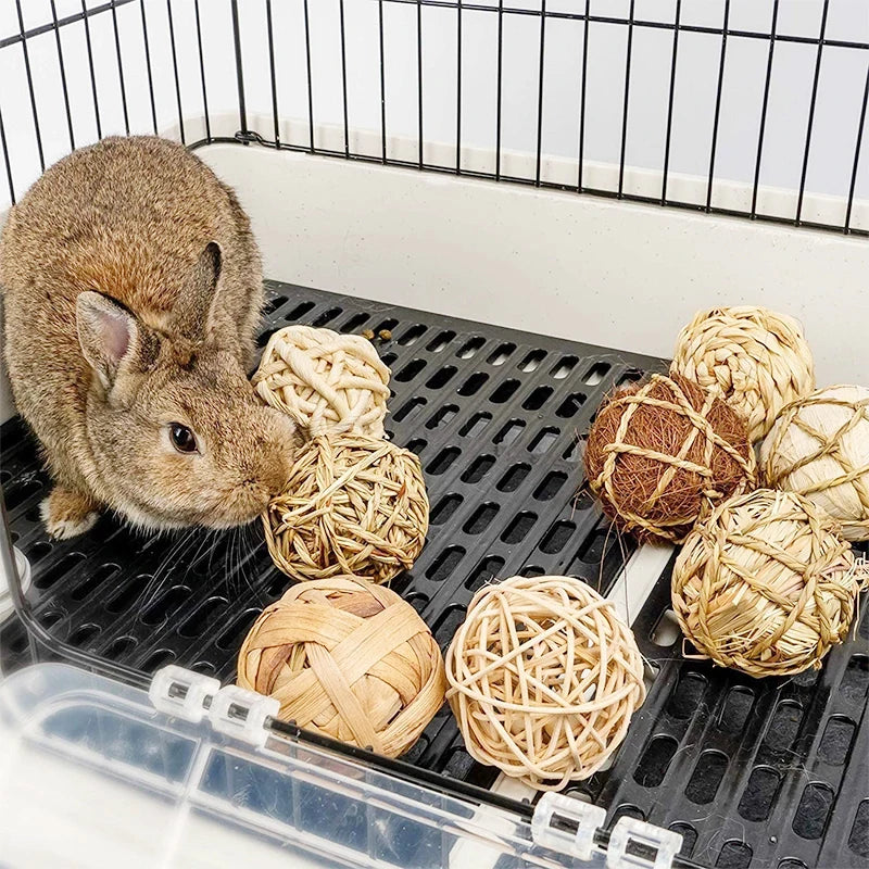 Rabbit Hamster Guinea Pigs Natural Hand-Woven Straw Ball